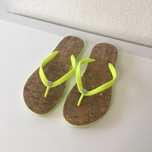 Nine West flip flops sandals